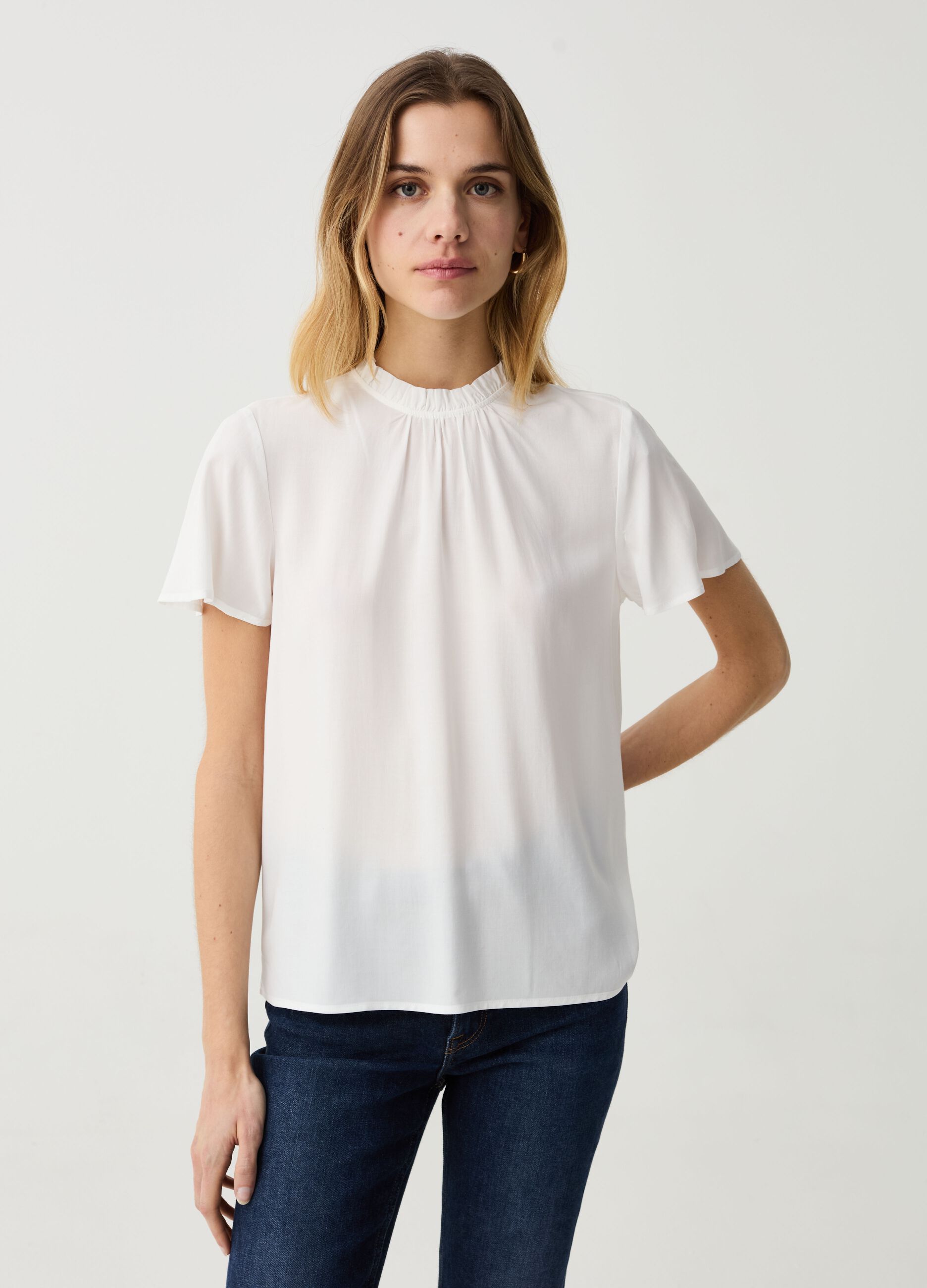 Blusa in viscosa con plissettatura