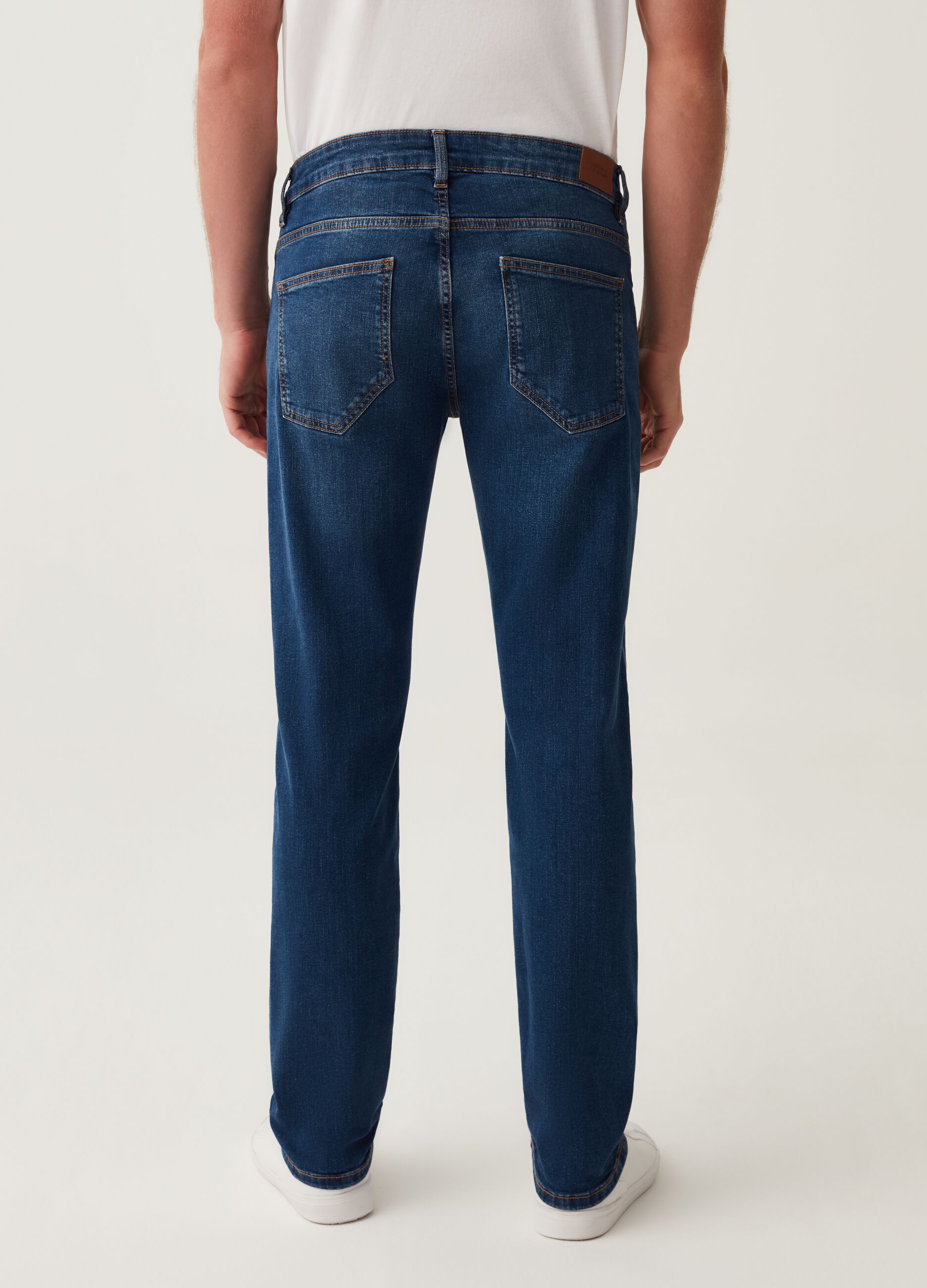 Jeans slim fit stretch con scoloriture_2