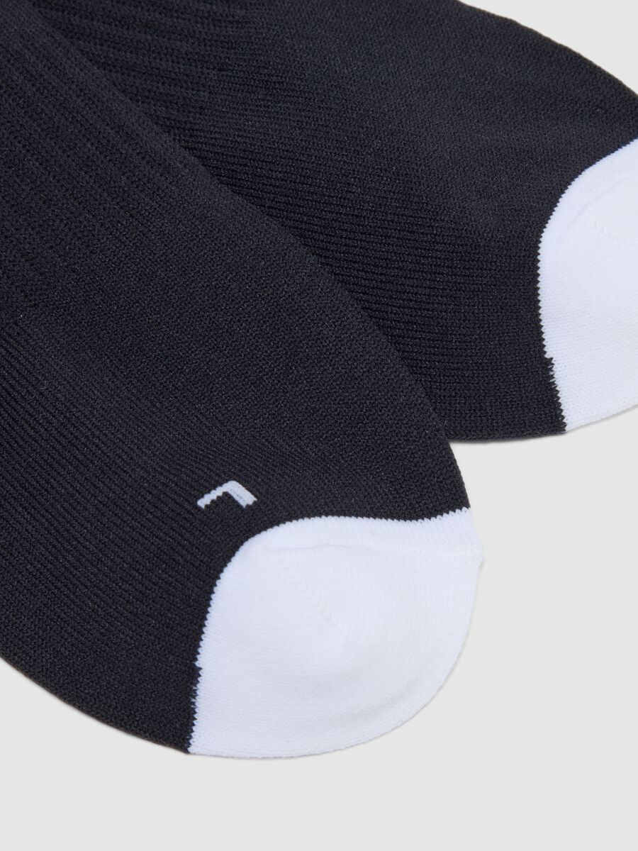 Tripack of Multicolour Fitted Sports Socks_2