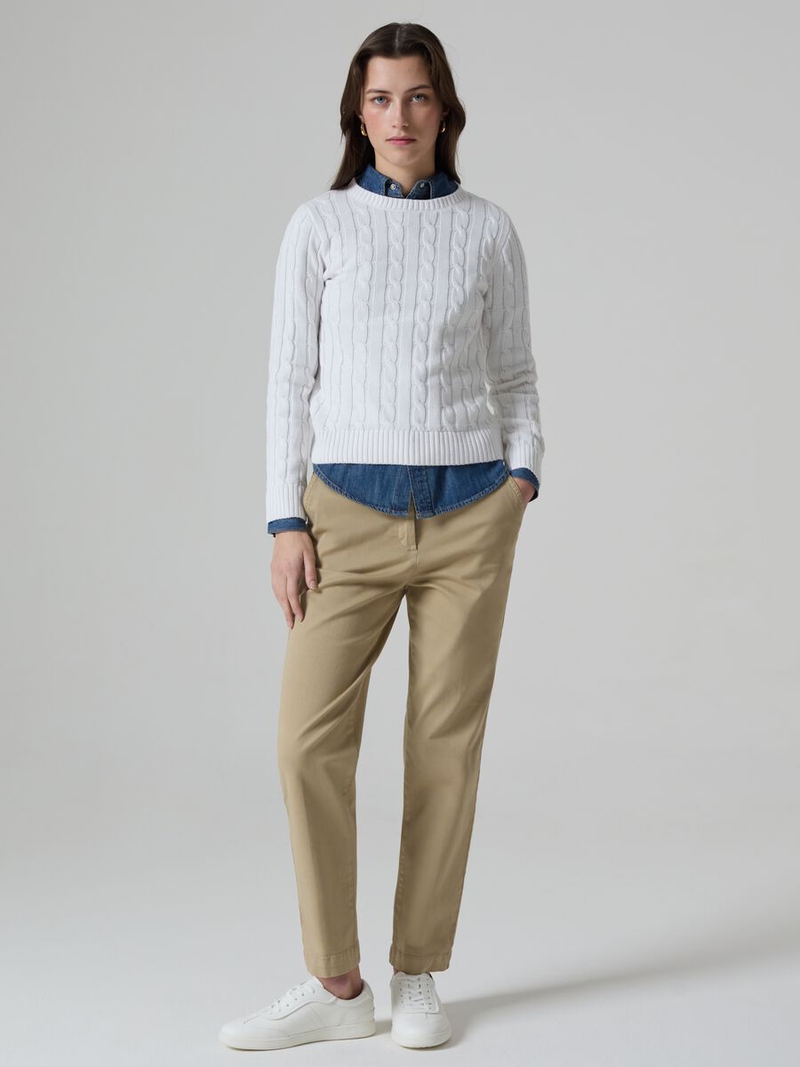 Pantalone chino in cotone stretch_0