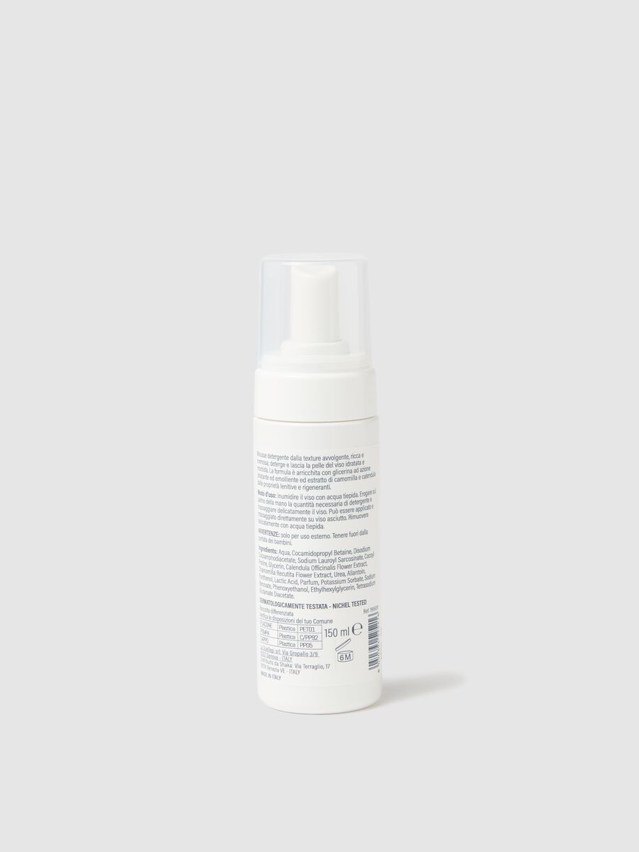 Mild daily cleaning mousse_1