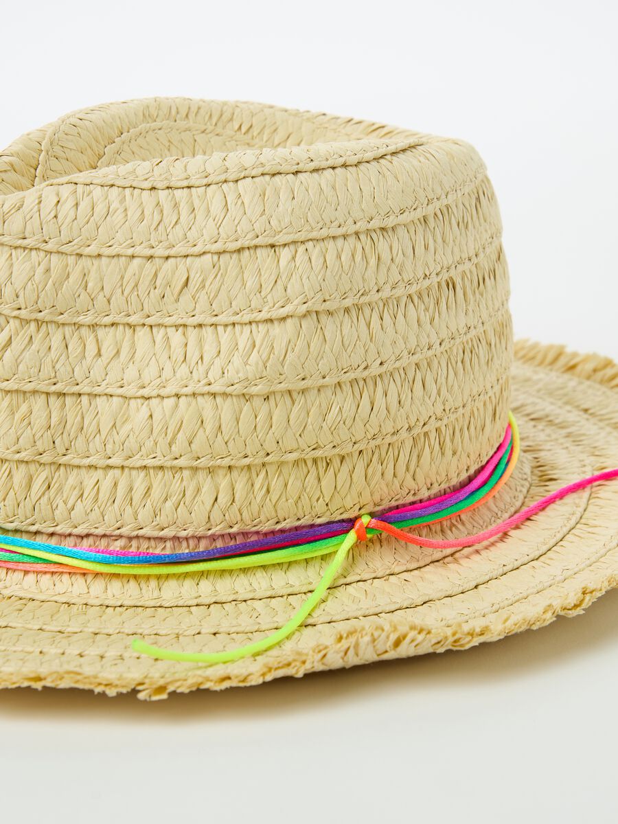 Trilby hat with multicoloured laces_1