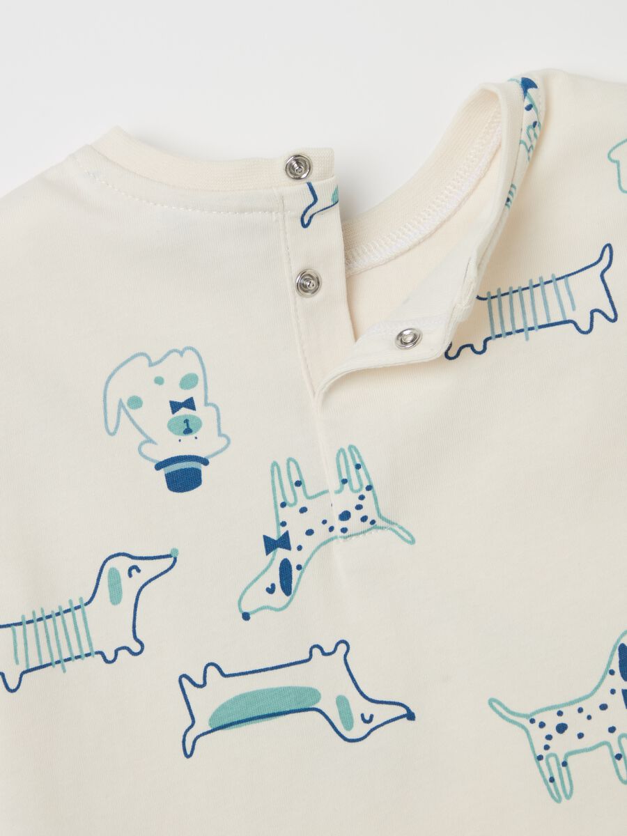 T-shirt with print and Bermuda shorts set_3