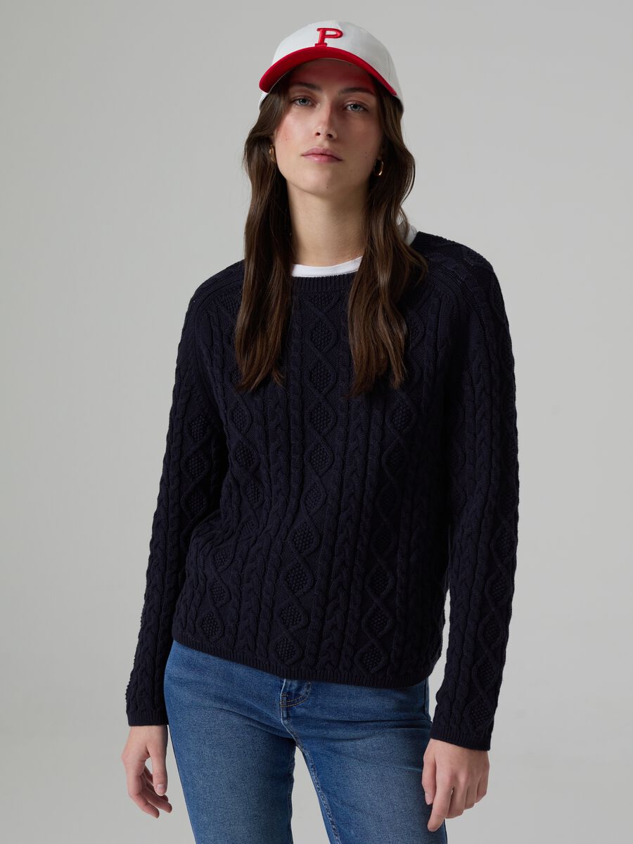 Pullover with woven design_0