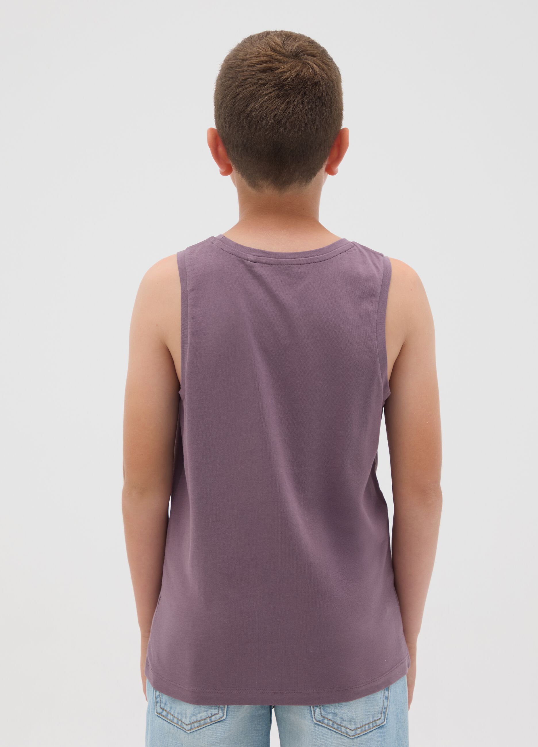 Canotta da ragazzo in puro cotone viola con scollo rotondo