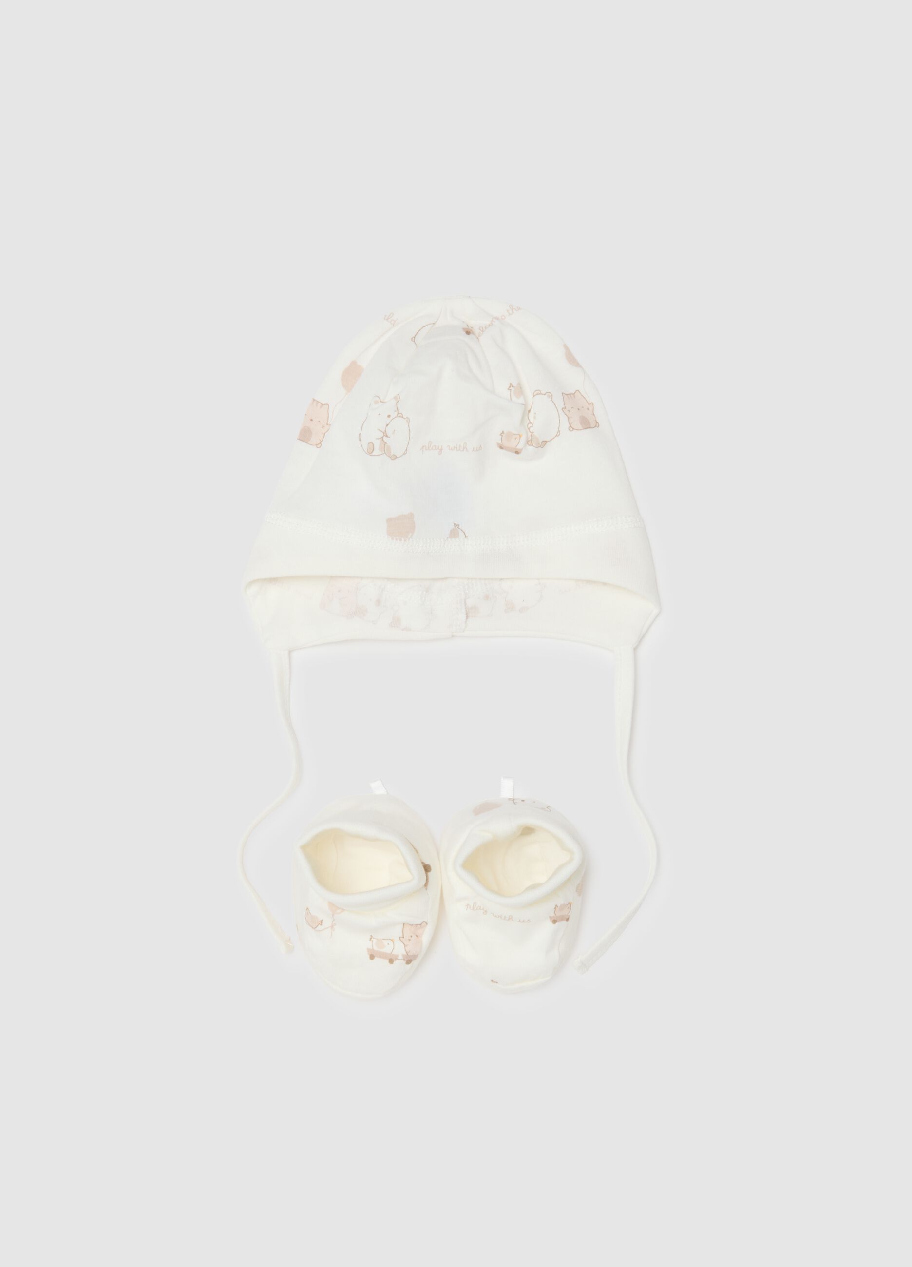 White baby hat and booties set in pure cotton