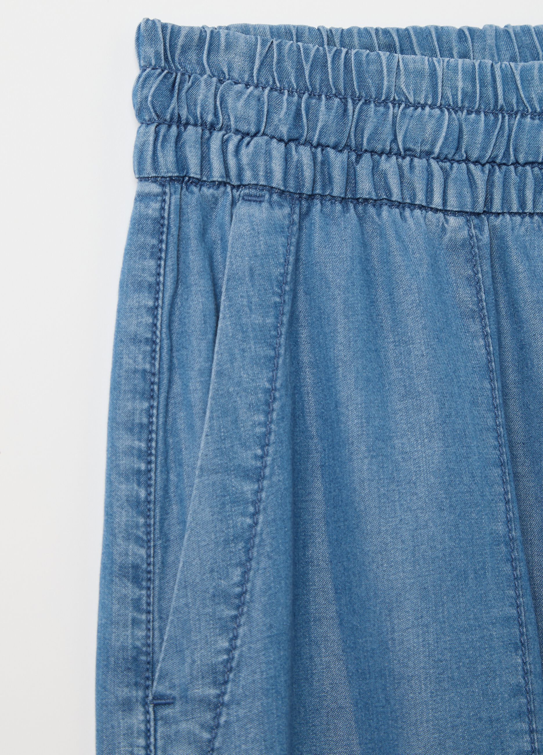 Blue relaxed-fit trousers in Lyocell
