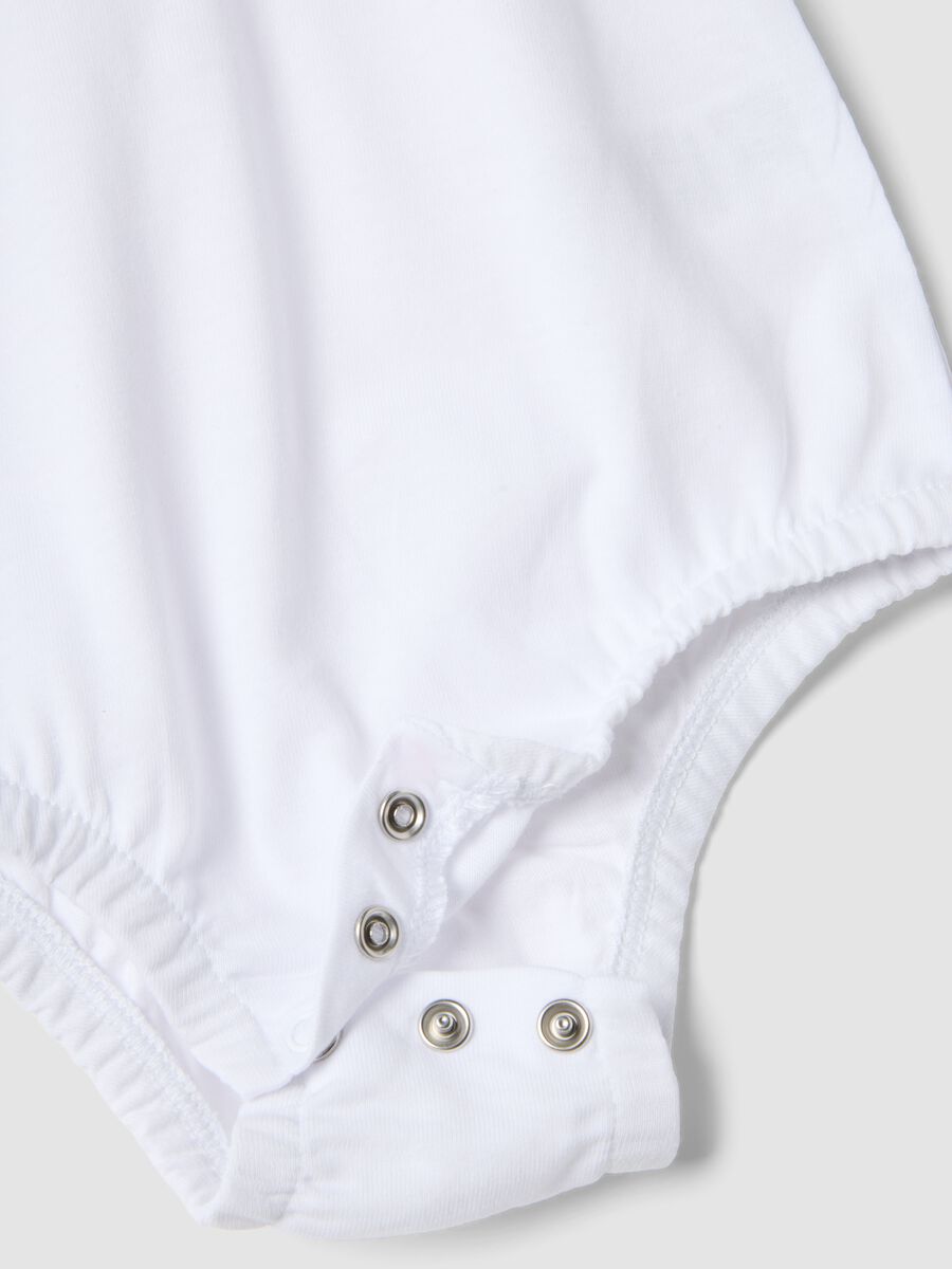 White organic cotton baby bodysuit with ruffled collar_2