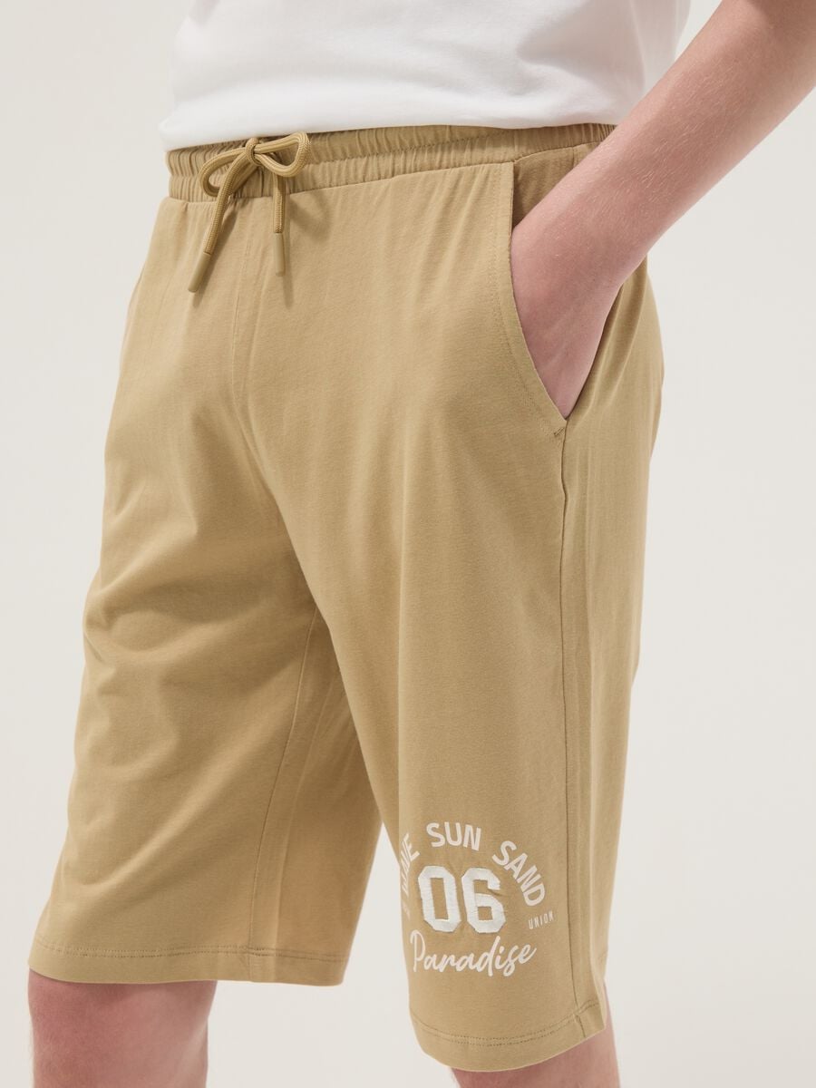 Pantaloni corti in puro cotone beige da ragazzo regular fit_2