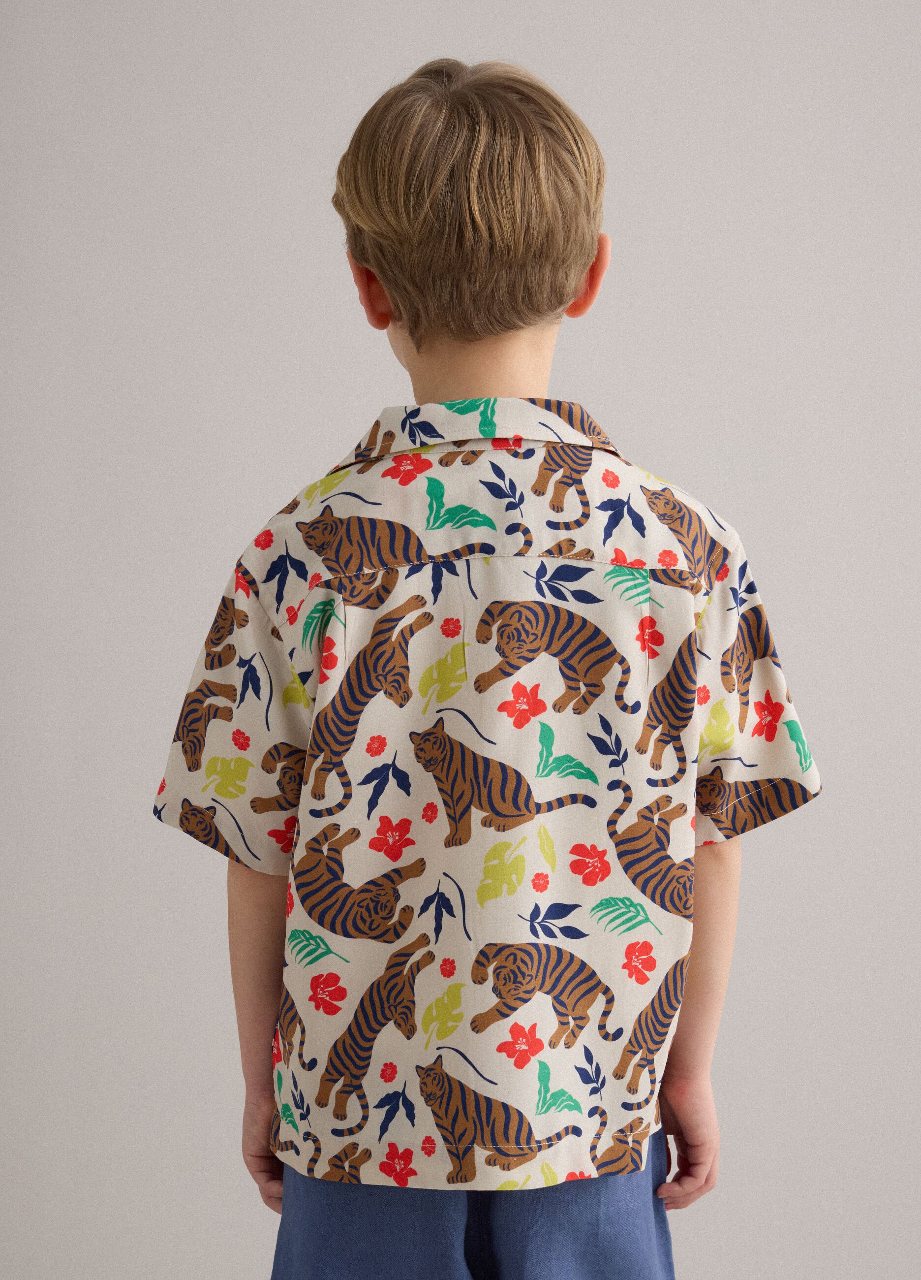 Camicia in pura viscosa multicolor da bambino regular fit con stampe