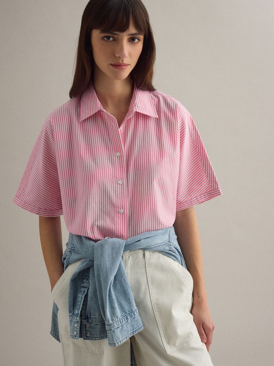 Camicia in puro cotone a righe bianche e rosa oversize fit_0