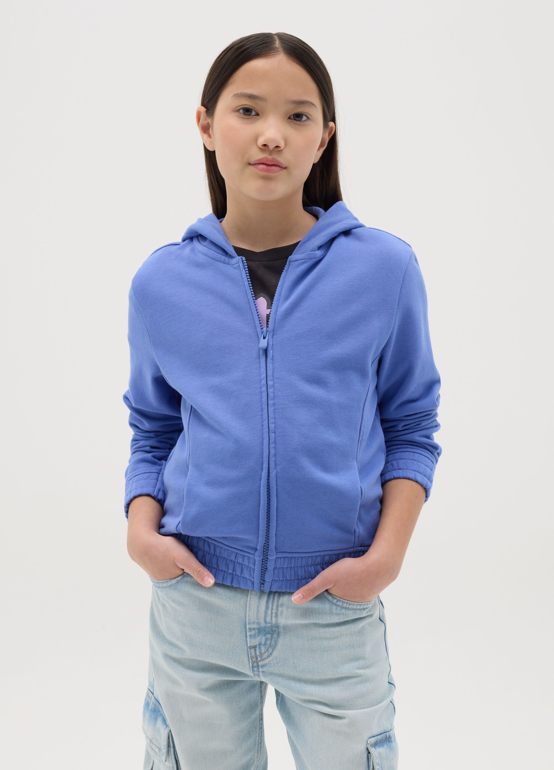 Full-zip Essential in French Terry con cappuccio