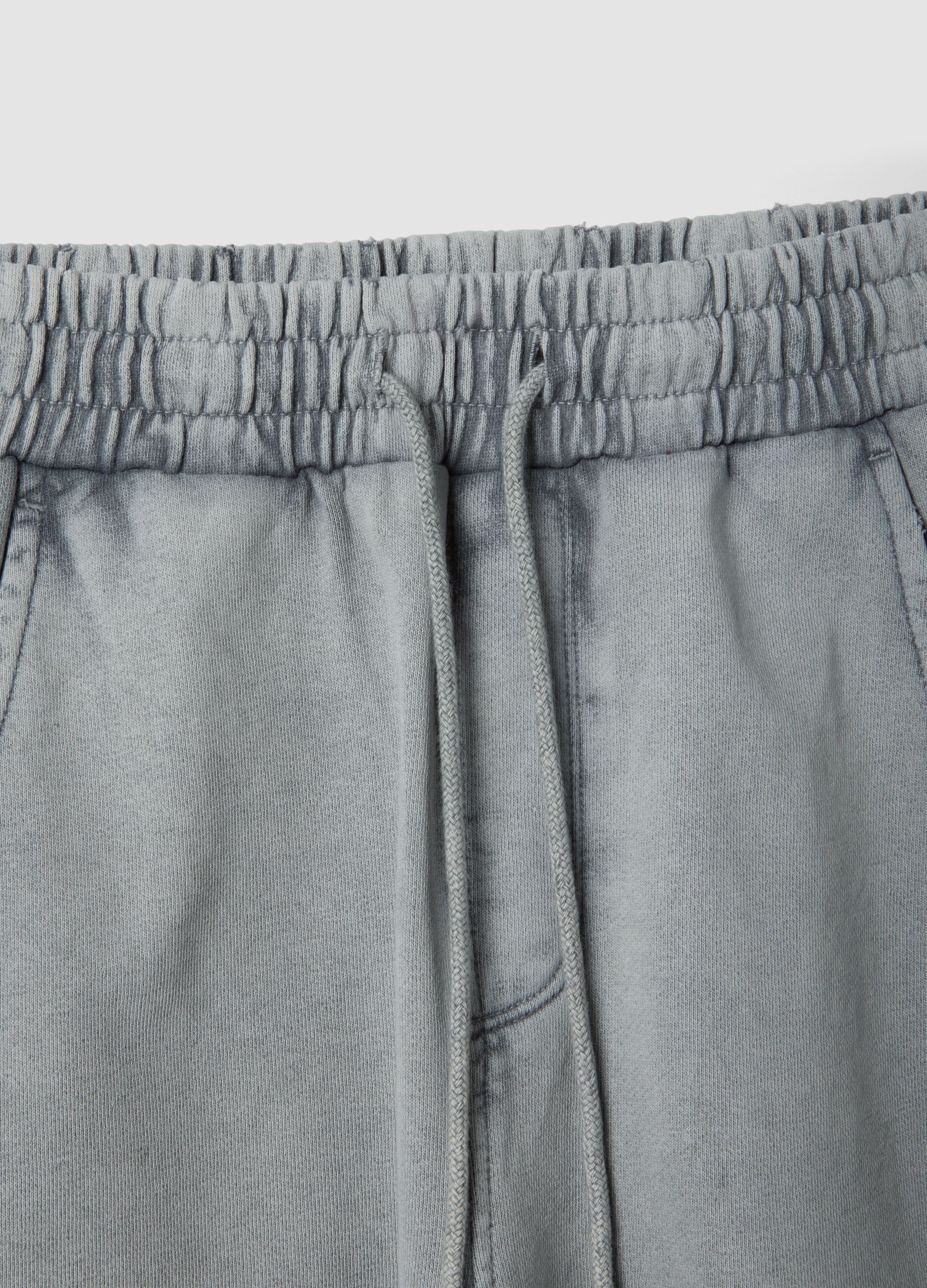 Grey cotton-blend shorts with elasticated waist