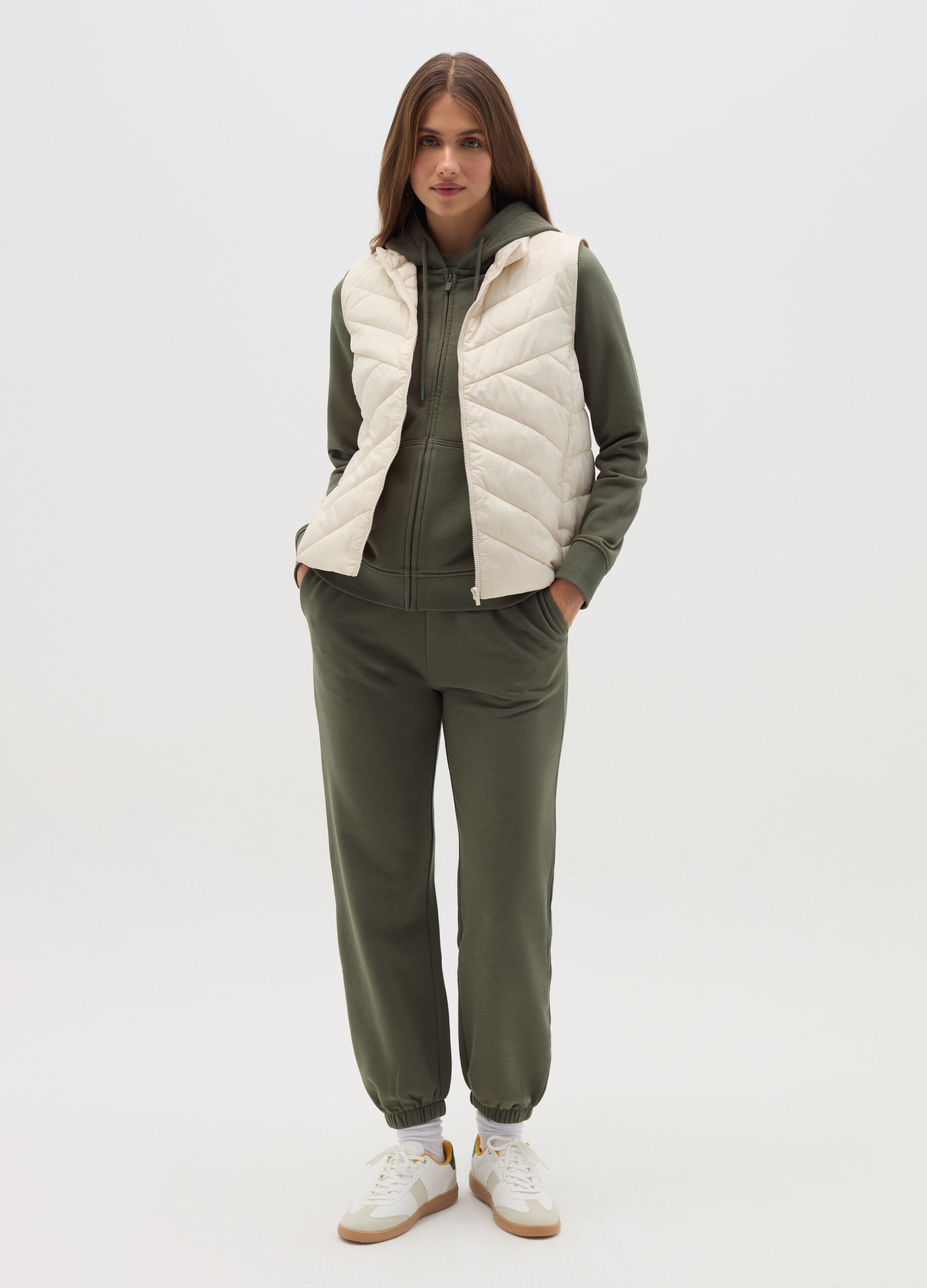 Full-zip ultralight gilet with high neck