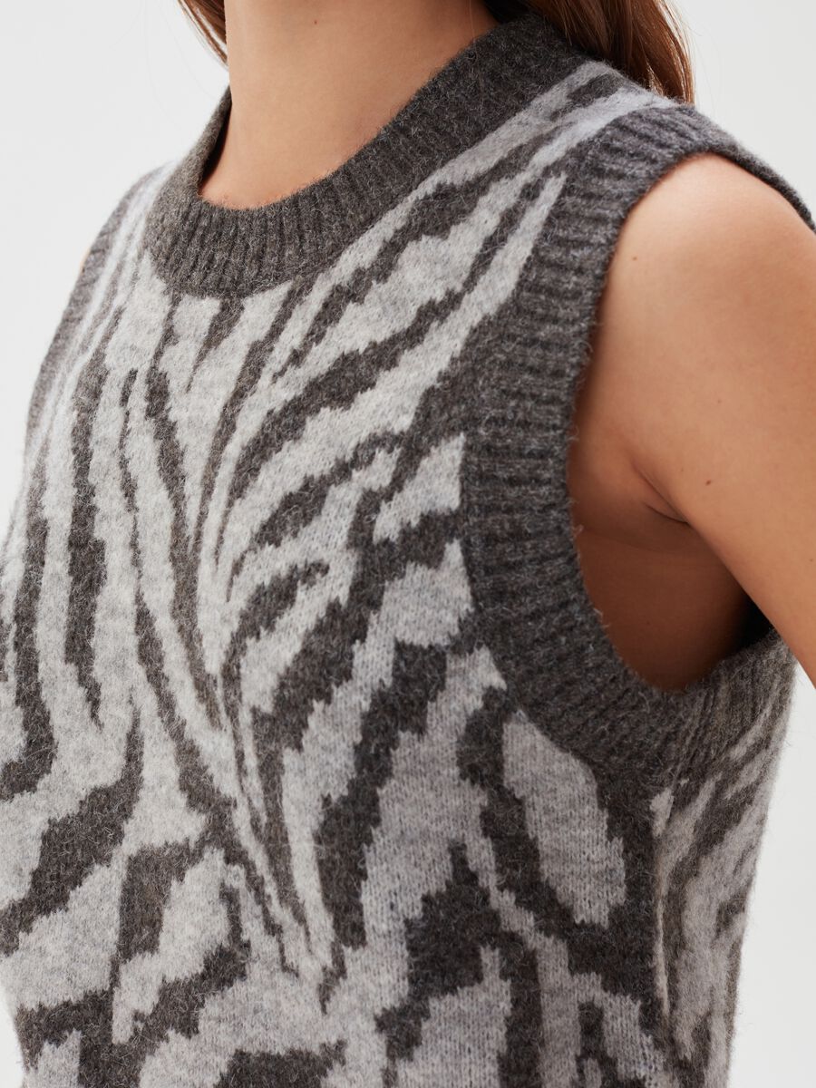Waistcoat with zebra pattern_3