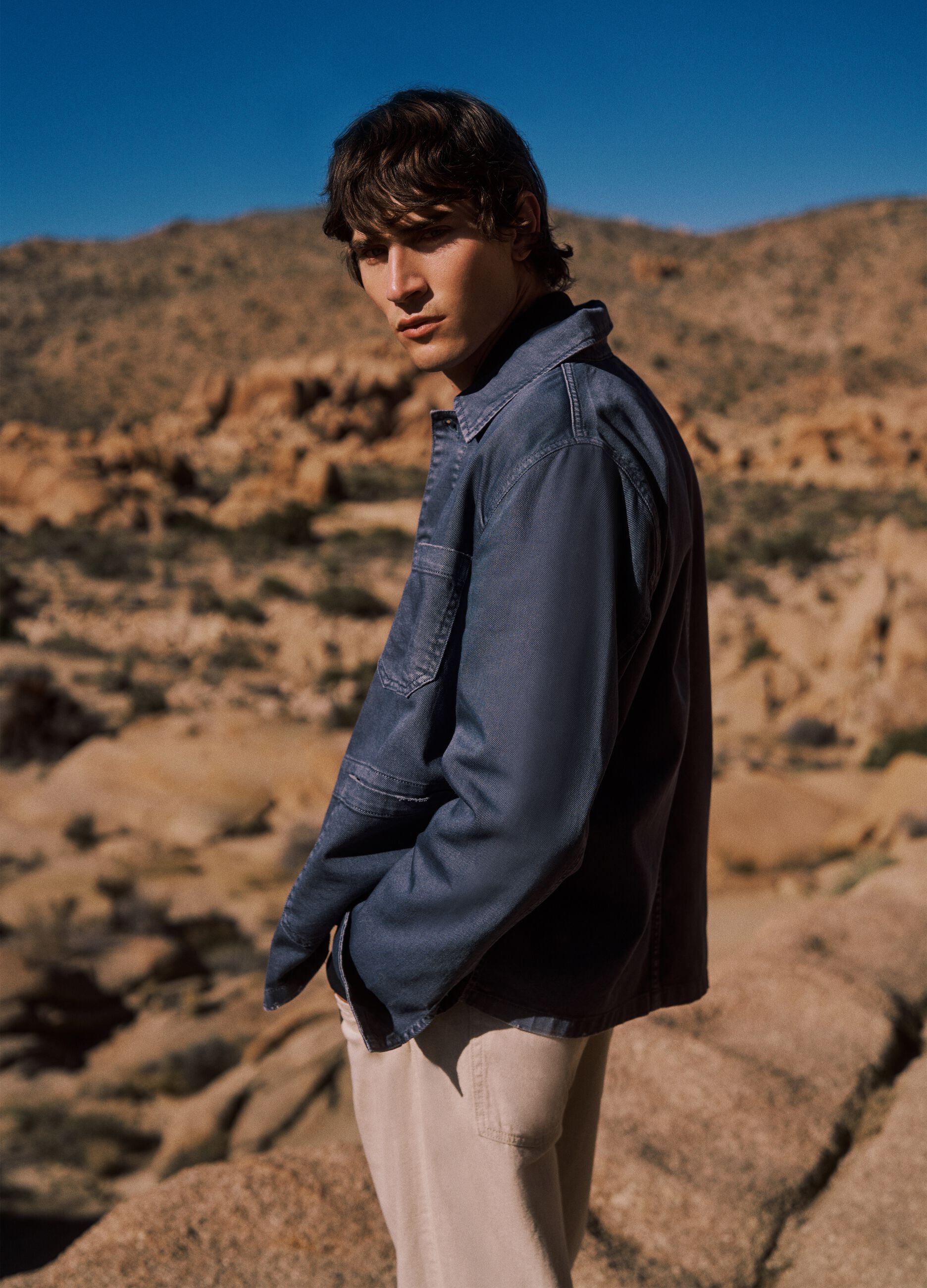 Regular fit blue stretch cotton jacket with collar and buttons