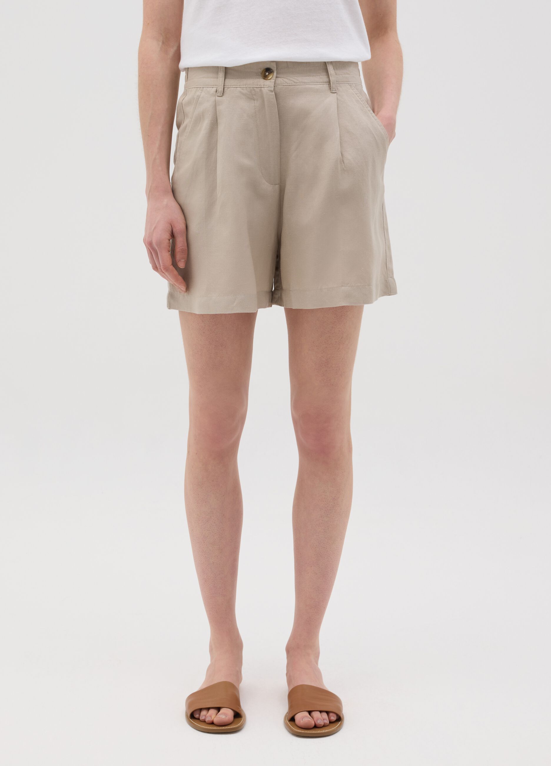 Shorts da donna in lino beige regular fit