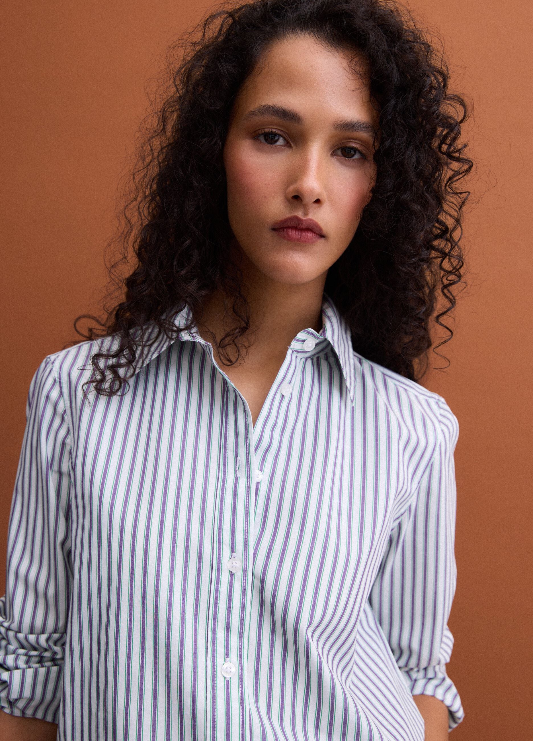 White cotton poplin shirt with purple stripes, regular fit