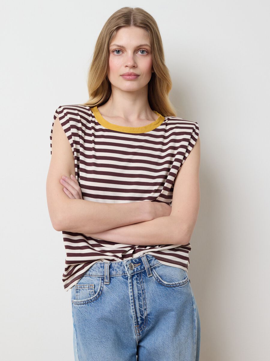 Boys’ T-shirt in elasticated mixed fabric with regular fit_1