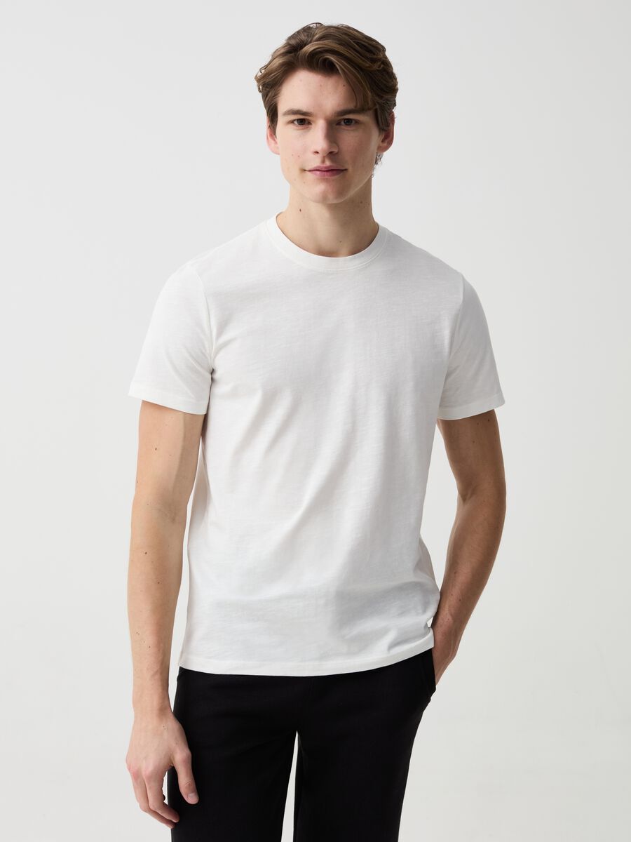 Round-neck T-shirt in jersey slub_0