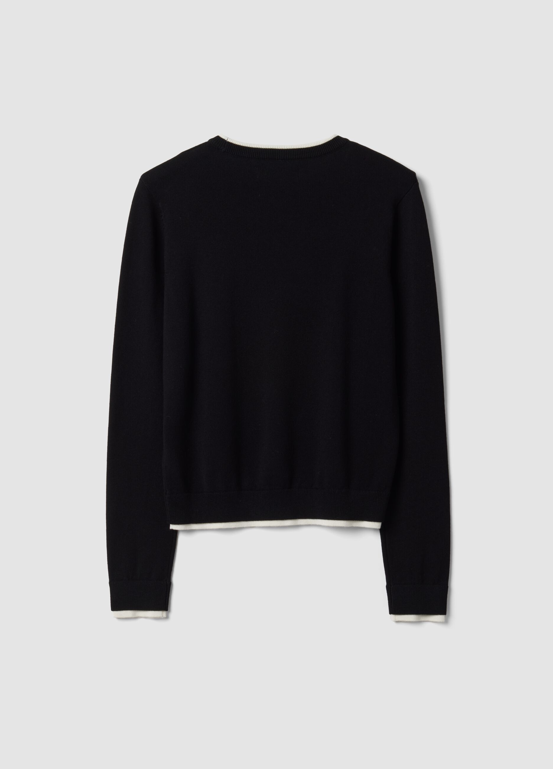 Maglia nera in misto viscosa a maniche lunghe