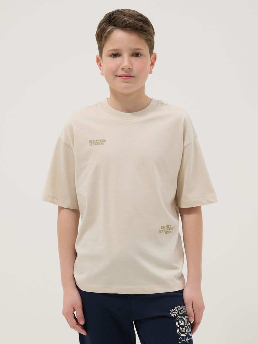 Beige oversized pure cotton T-shirt for boys_0
