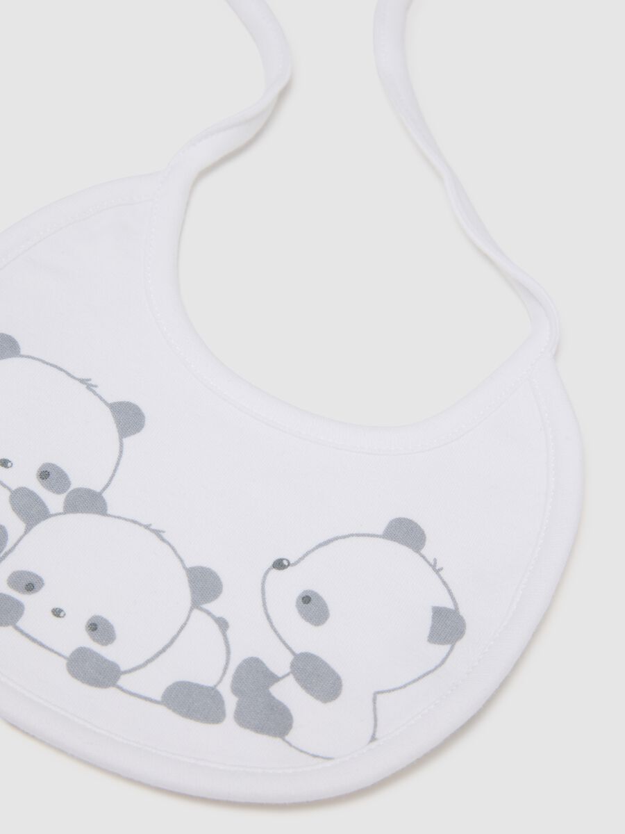 Multicolour Pack of Baby Bibs in Pure Cotton_2