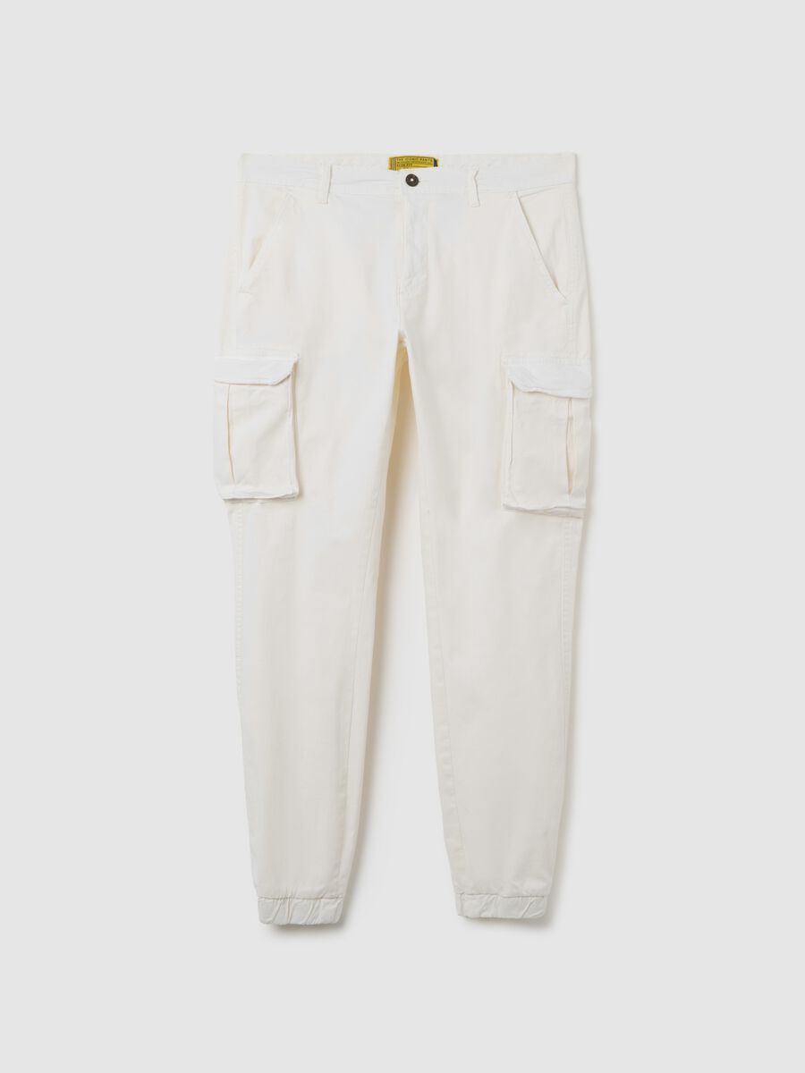 Pantaloni cargo in misto cotone elasticizzato bianchi slim fit_4