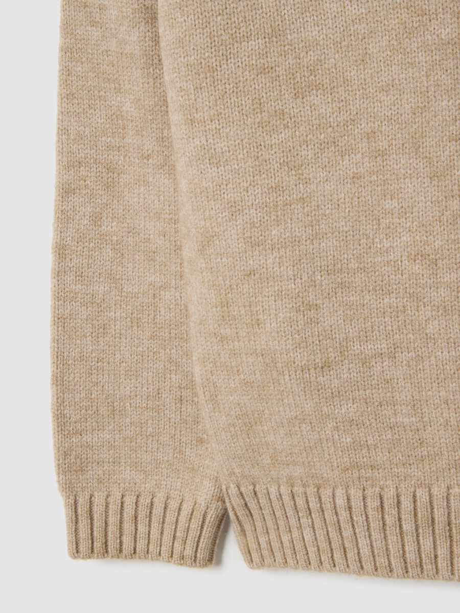 Maglione con collo a polo beige da bambino regular fit_3