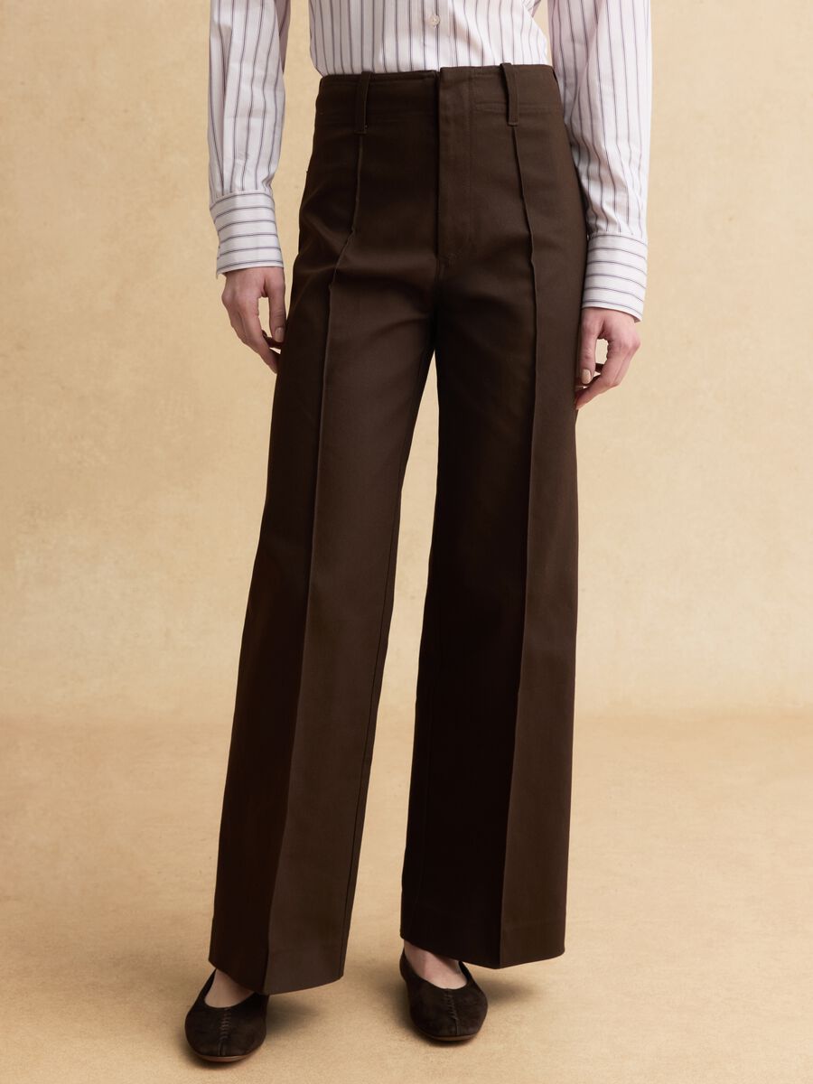 Brown regular fit straight cotton blend trousers_1