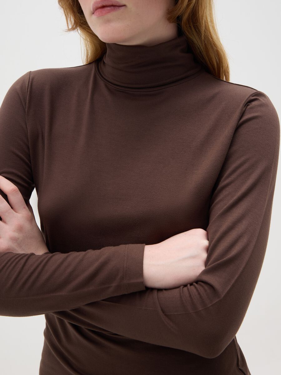 Brown turtleneck sweater regular fit_3