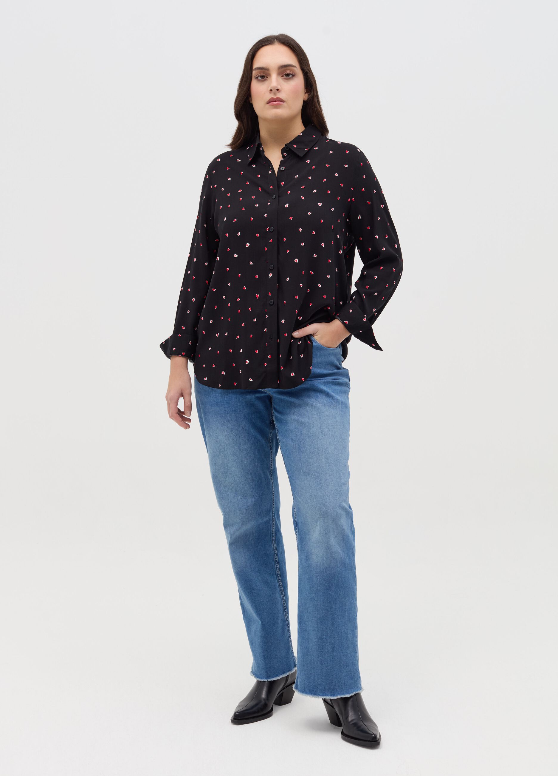 Curvy viscose shirt