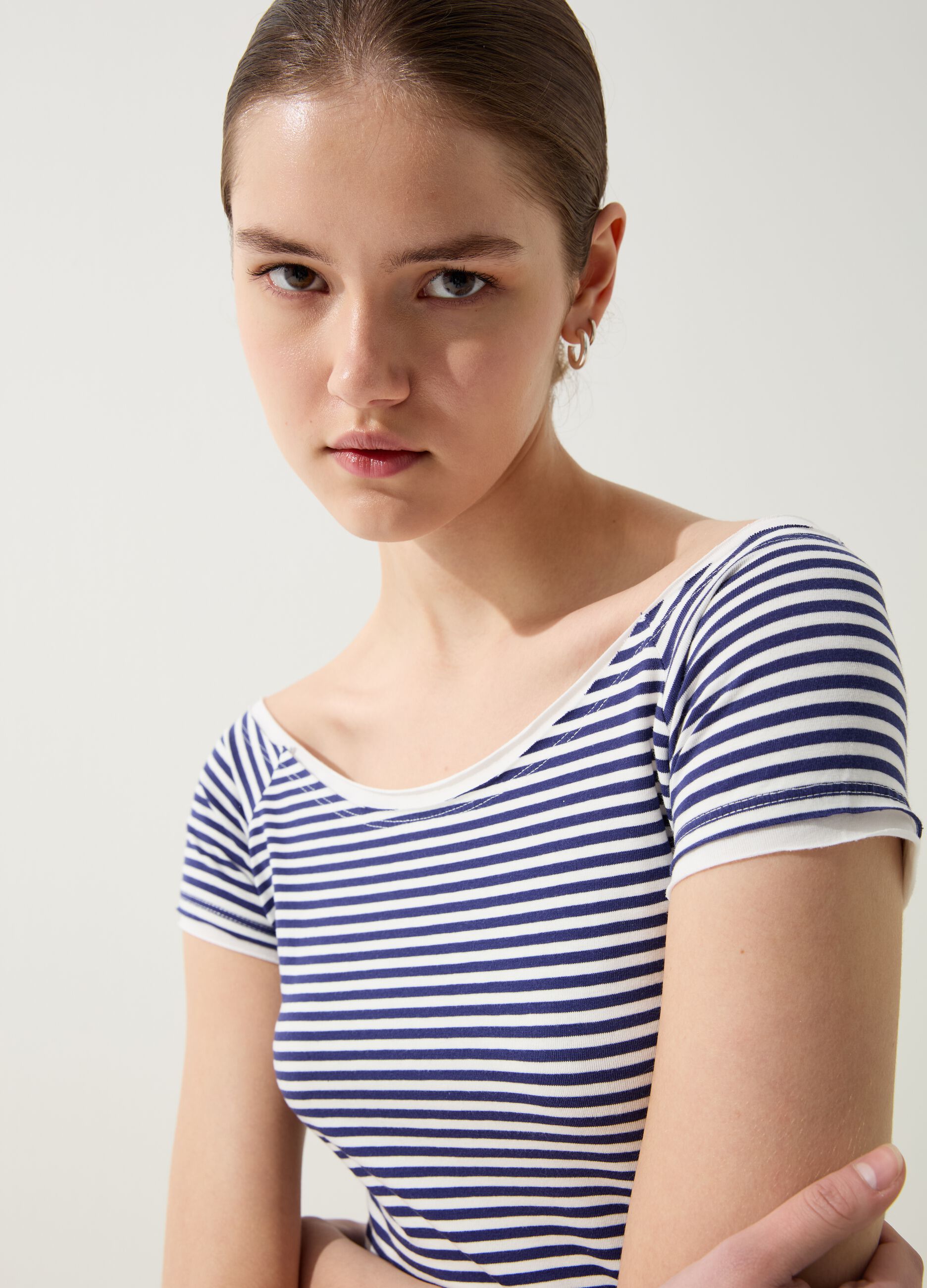T-shirt with boat neck