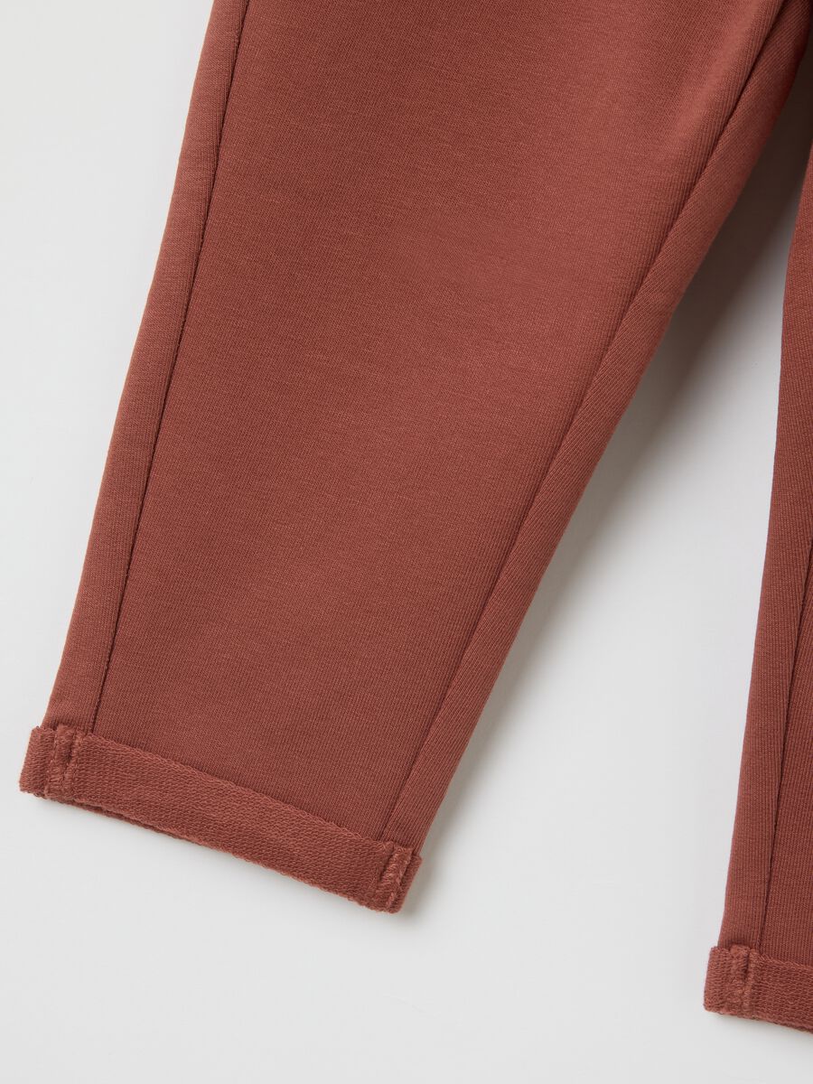 Baby girl's regular fit brown stretch cotton trousers_3