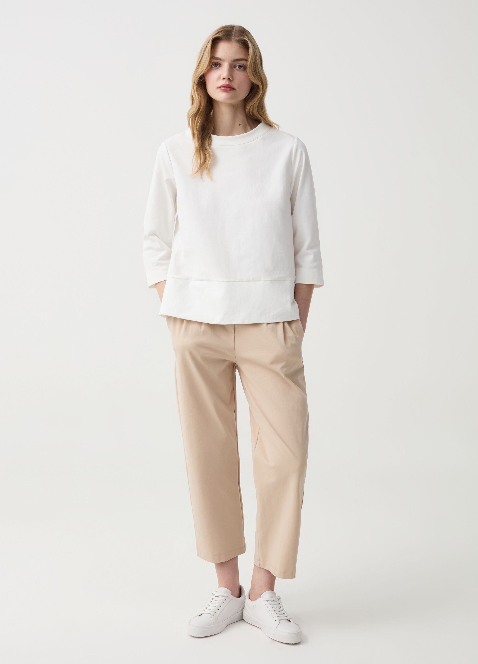 Cropped cigarette trousers with buttons
