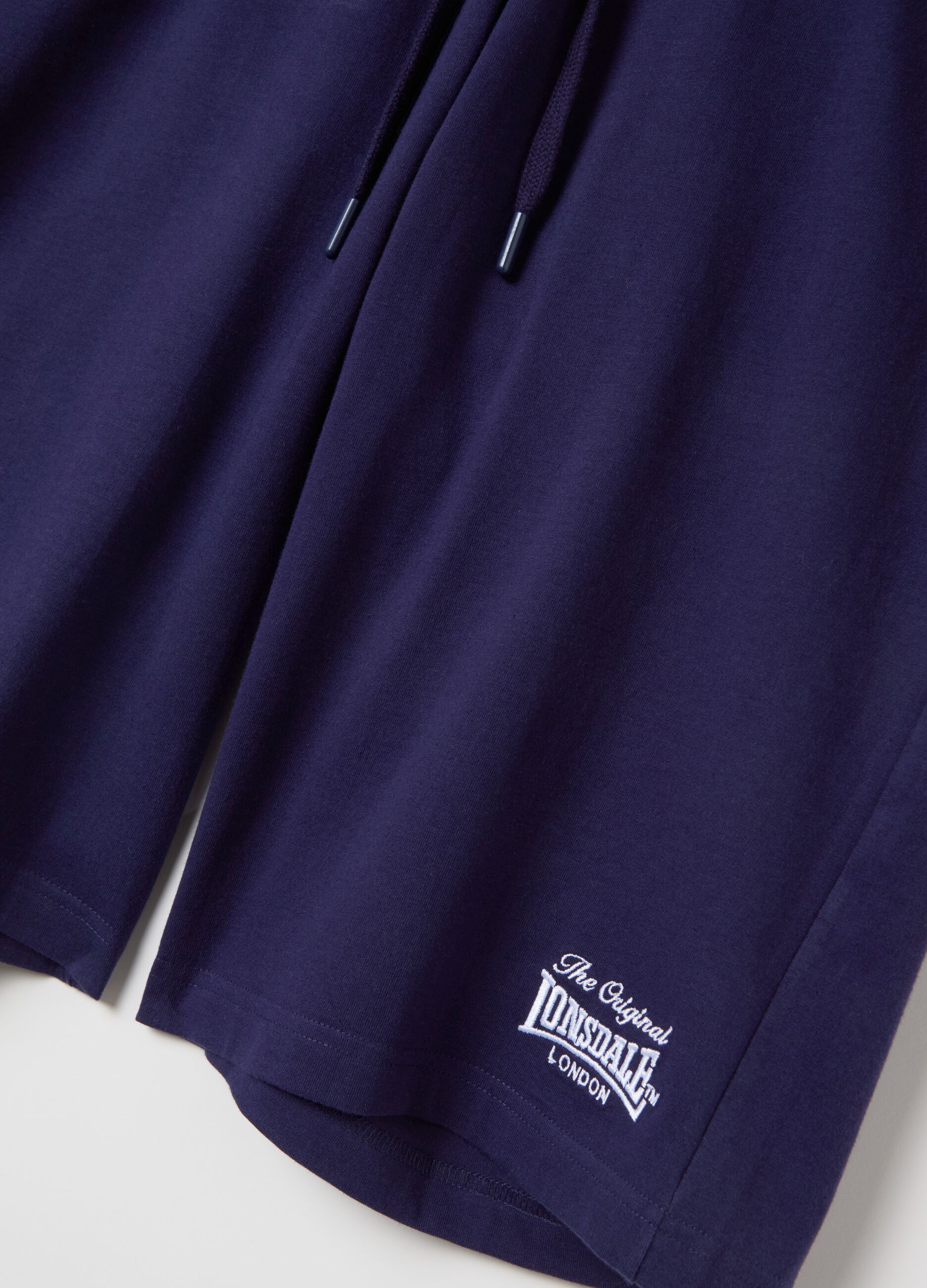 Fleece Bermuda shorts with logo embroidery