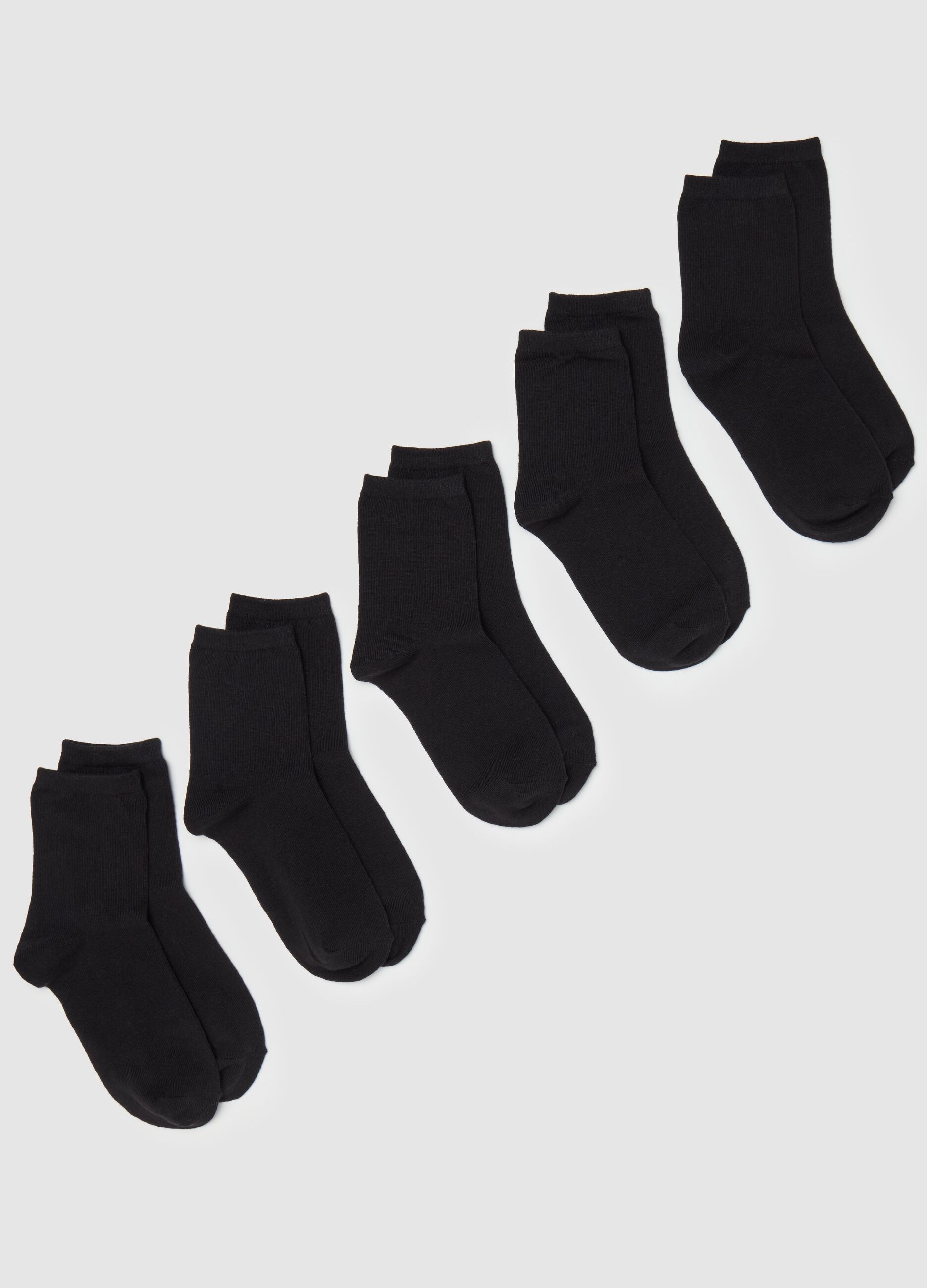 Five-pair pack short solid colour socks