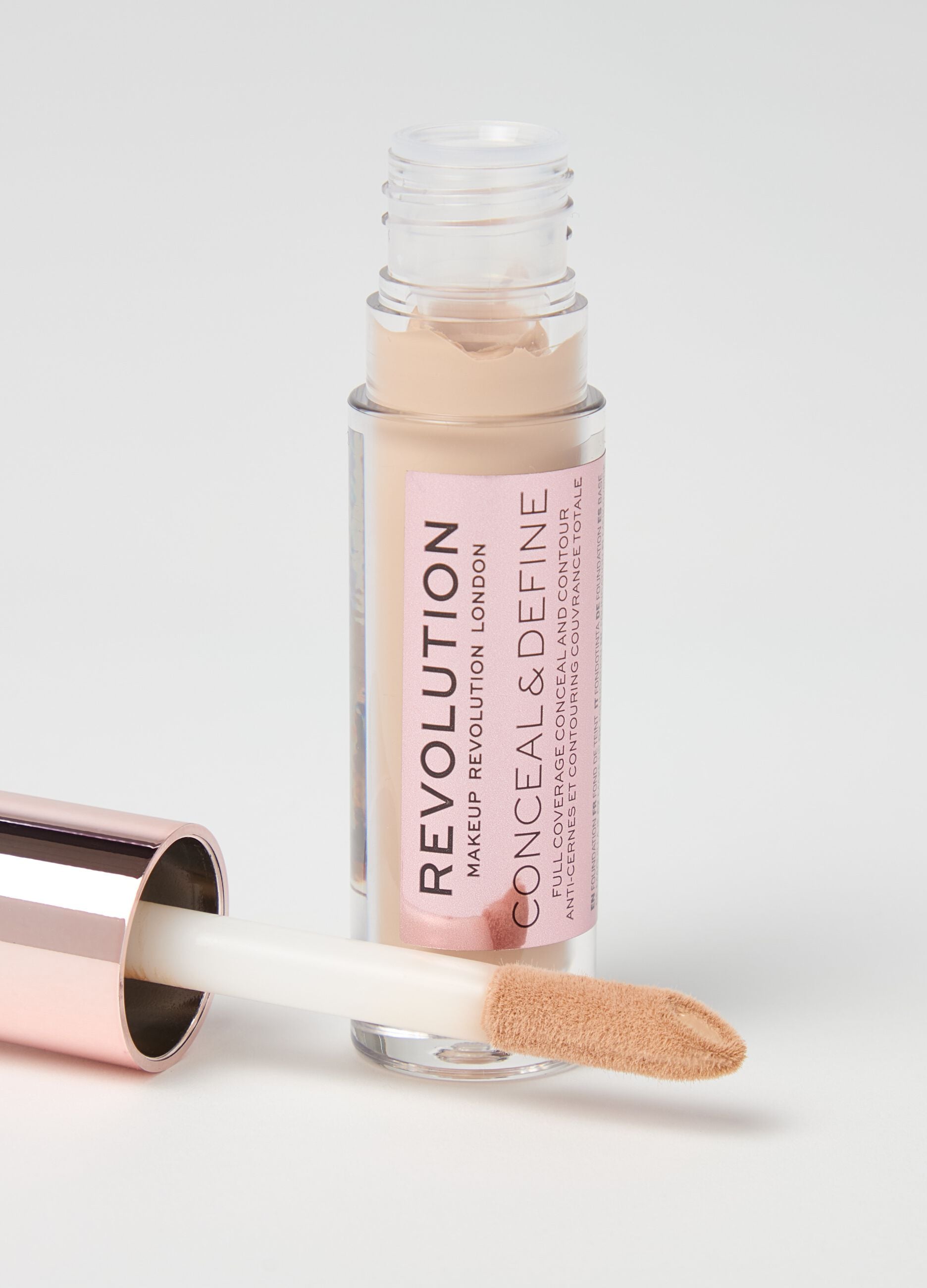 Conceal & Define concealer C7