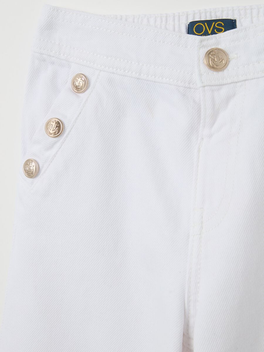 Wide-leg trousers with decorative buttons_2