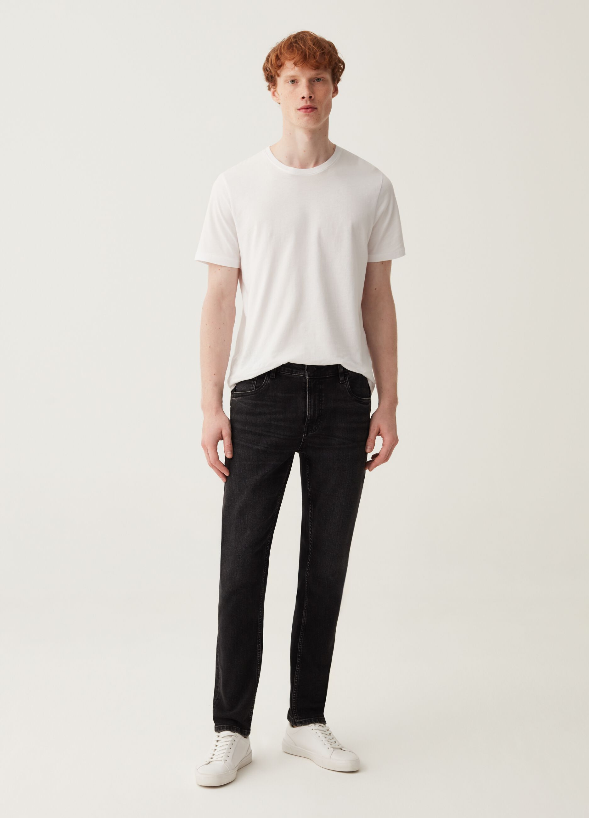 Jeans skinny fit con scoloriture_0
