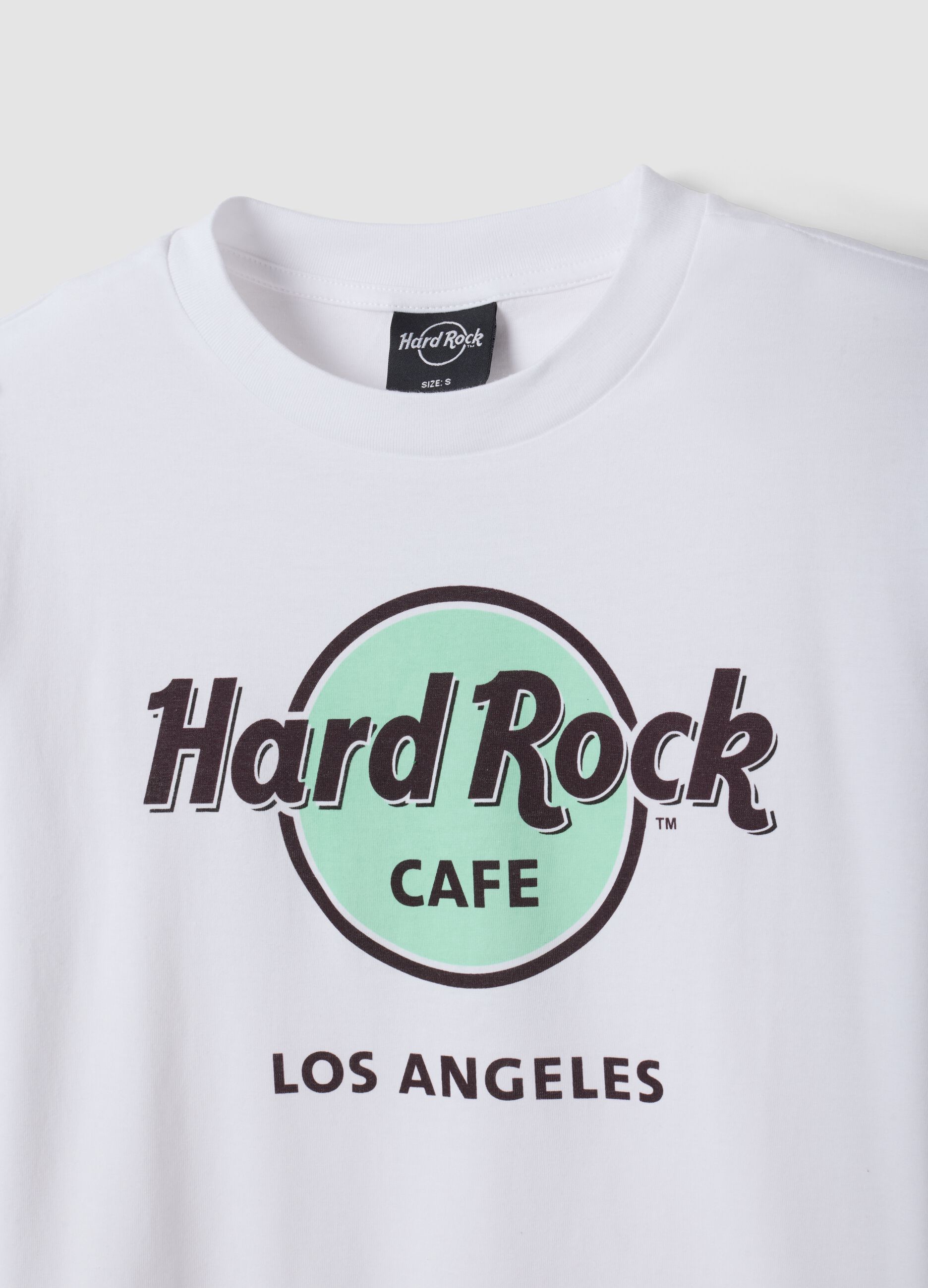 White 100% cotton T-shirt with Hard Rock Cafe logo, regular fit
