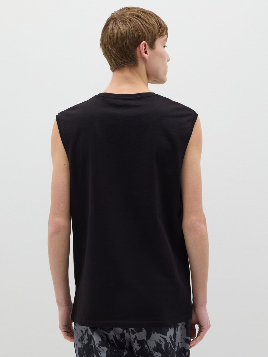 Cotton racerback vest with round neck_3