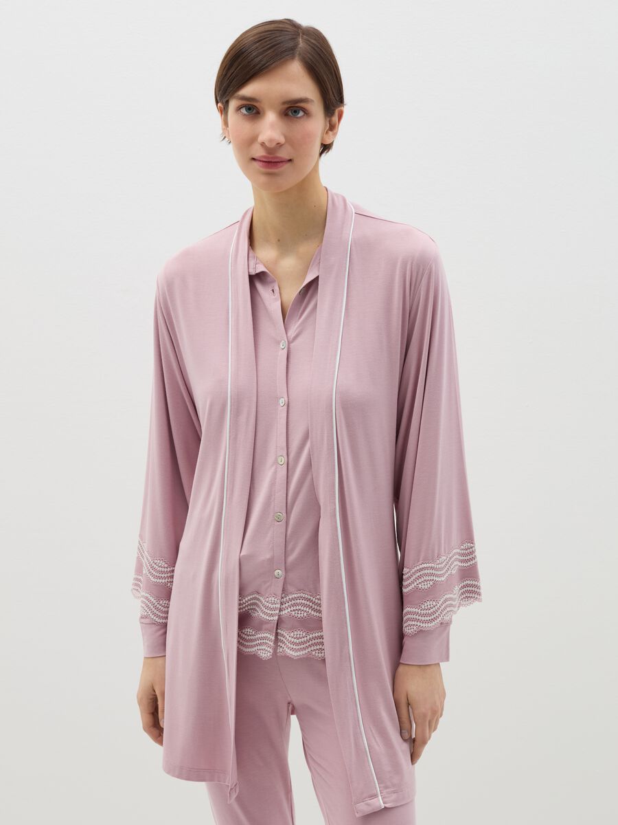 Modal robe with contrasting details_1