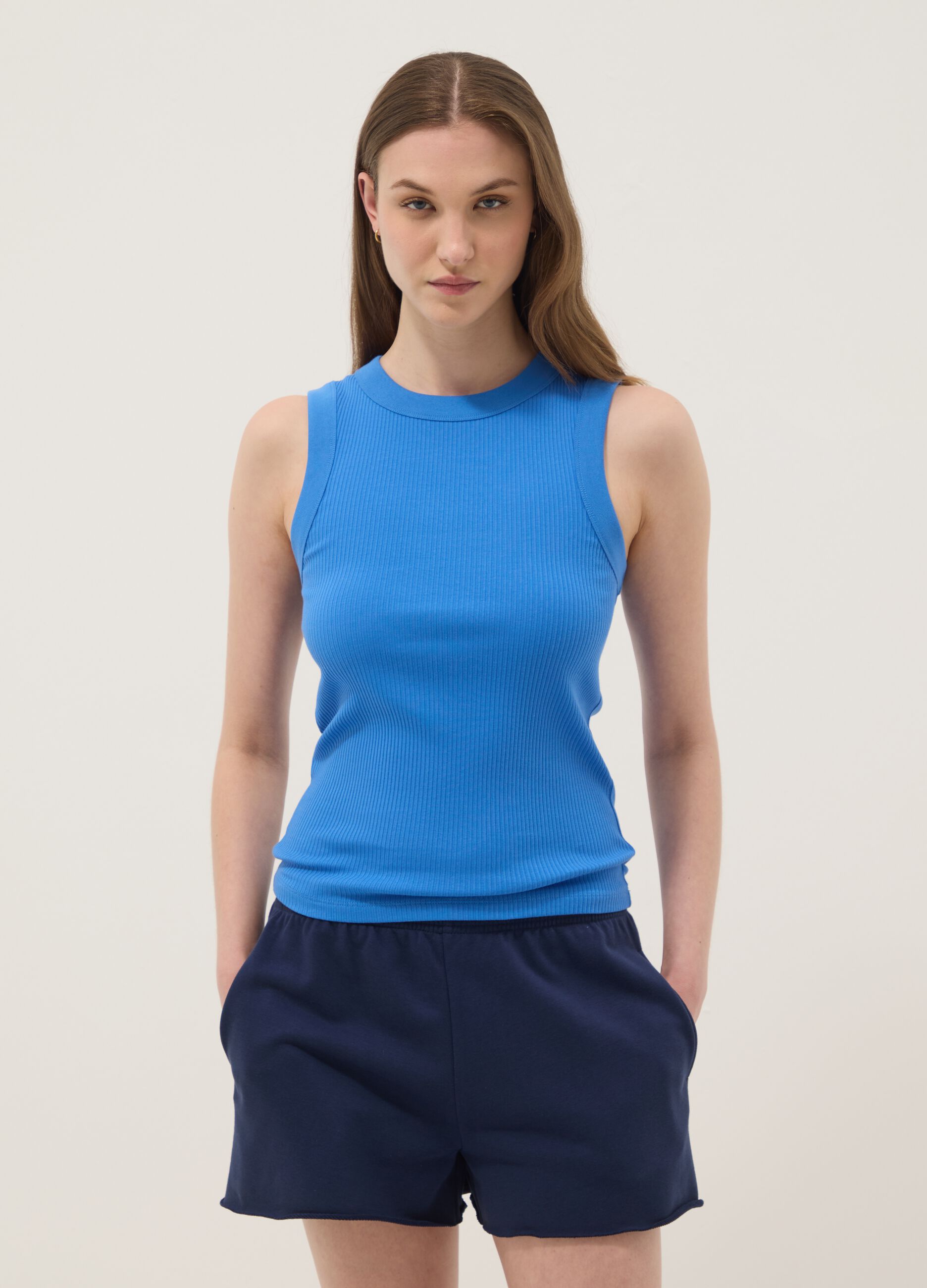 Tank top blu in cotone elasticizzato a costine fitted