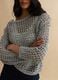 Maglione grigio in misto cotone con trama a rete_0