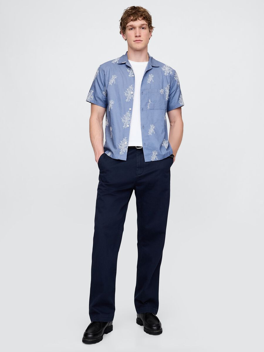 Light blue short sleeve shirt with floral print_1