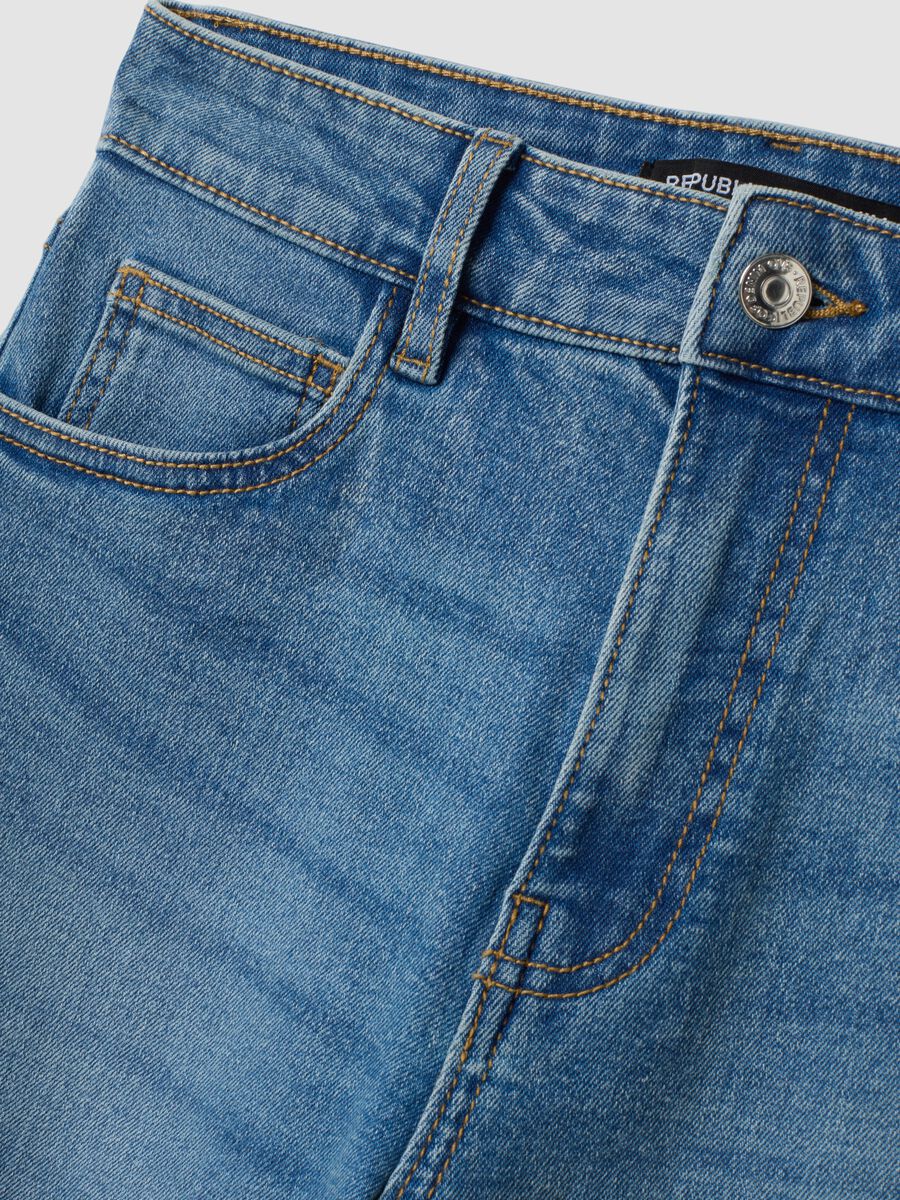 Light blue cropped slim-fit stretch denim jeans in cotton and viscose_5