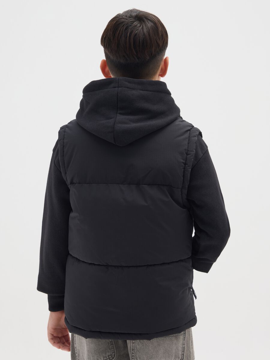 Black padded gilet for boys_1