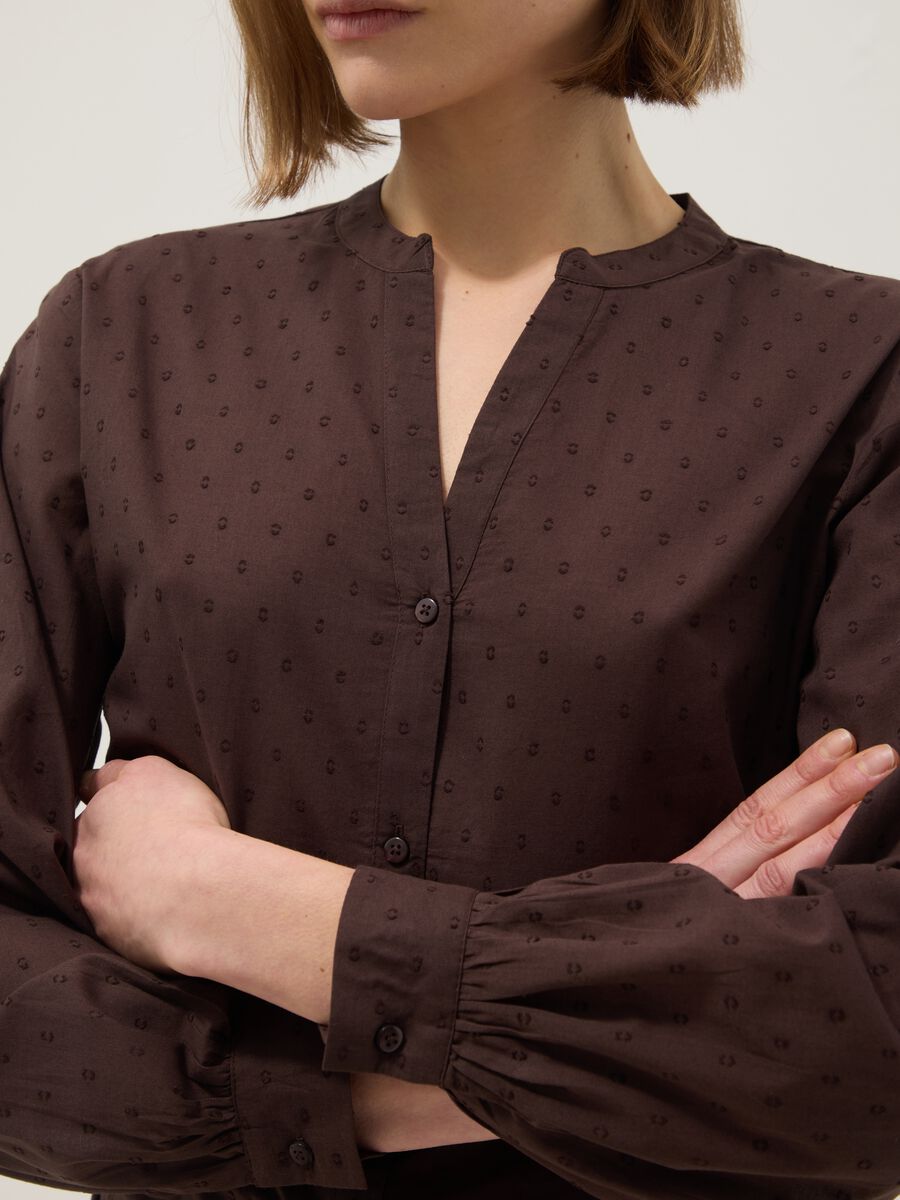 Brown pure cotton shirt with deep V-neck and polka dots, regular fit_3