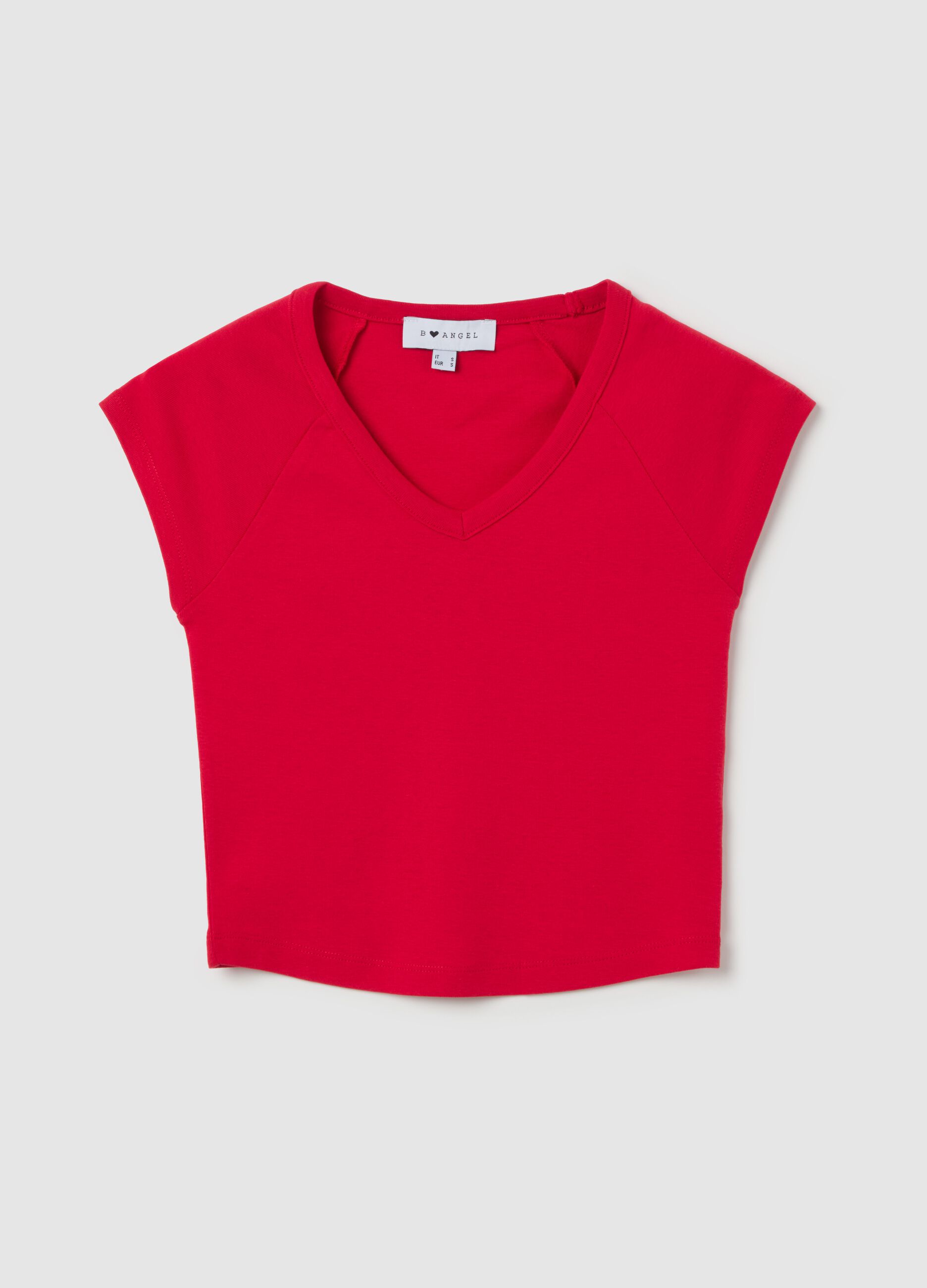 Solid colour T-shirt with V neck